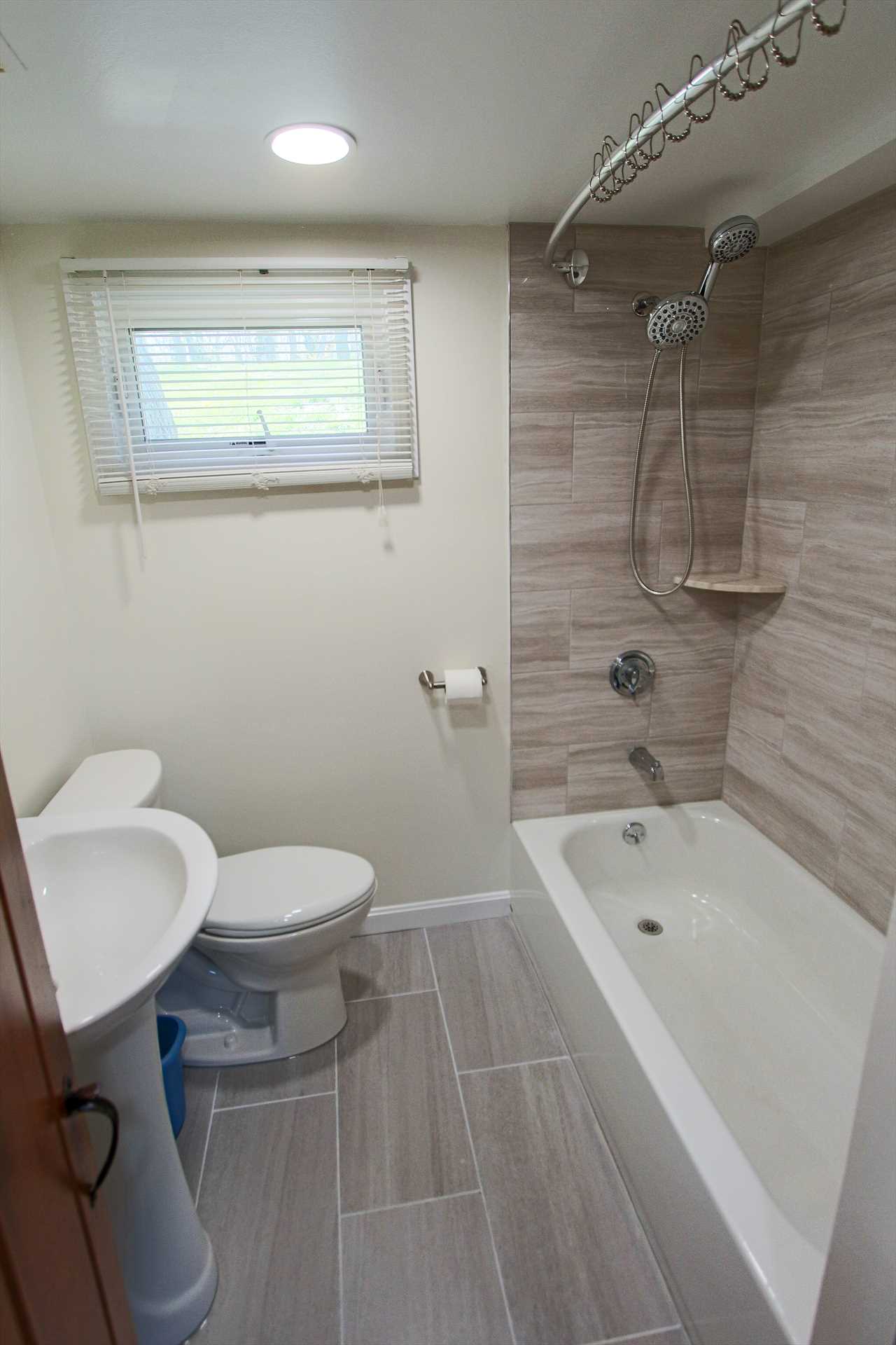 Bathroom - New as of 2023 (shower curtain not pictured)