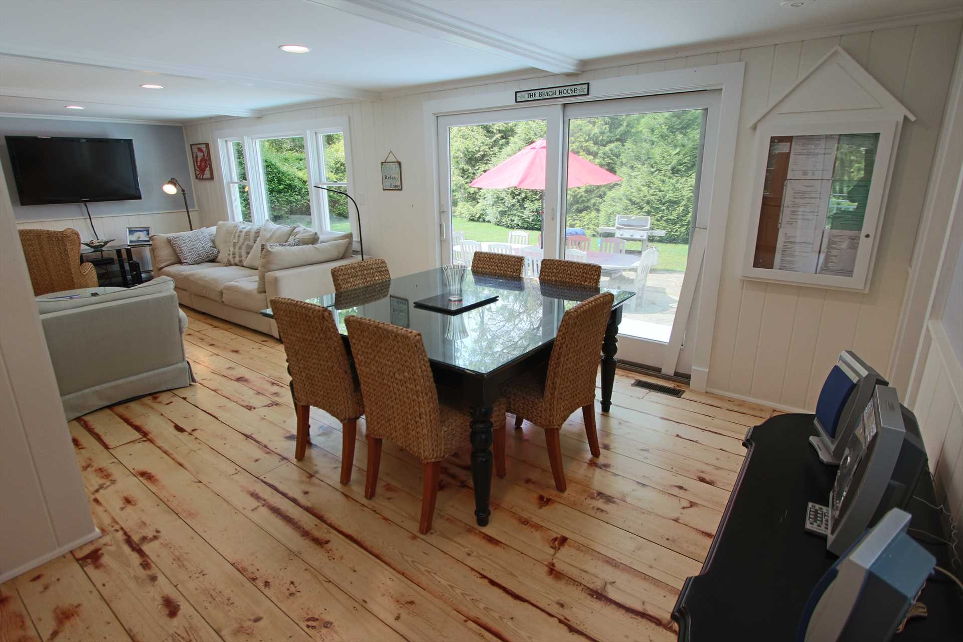 Dining area into Living Space