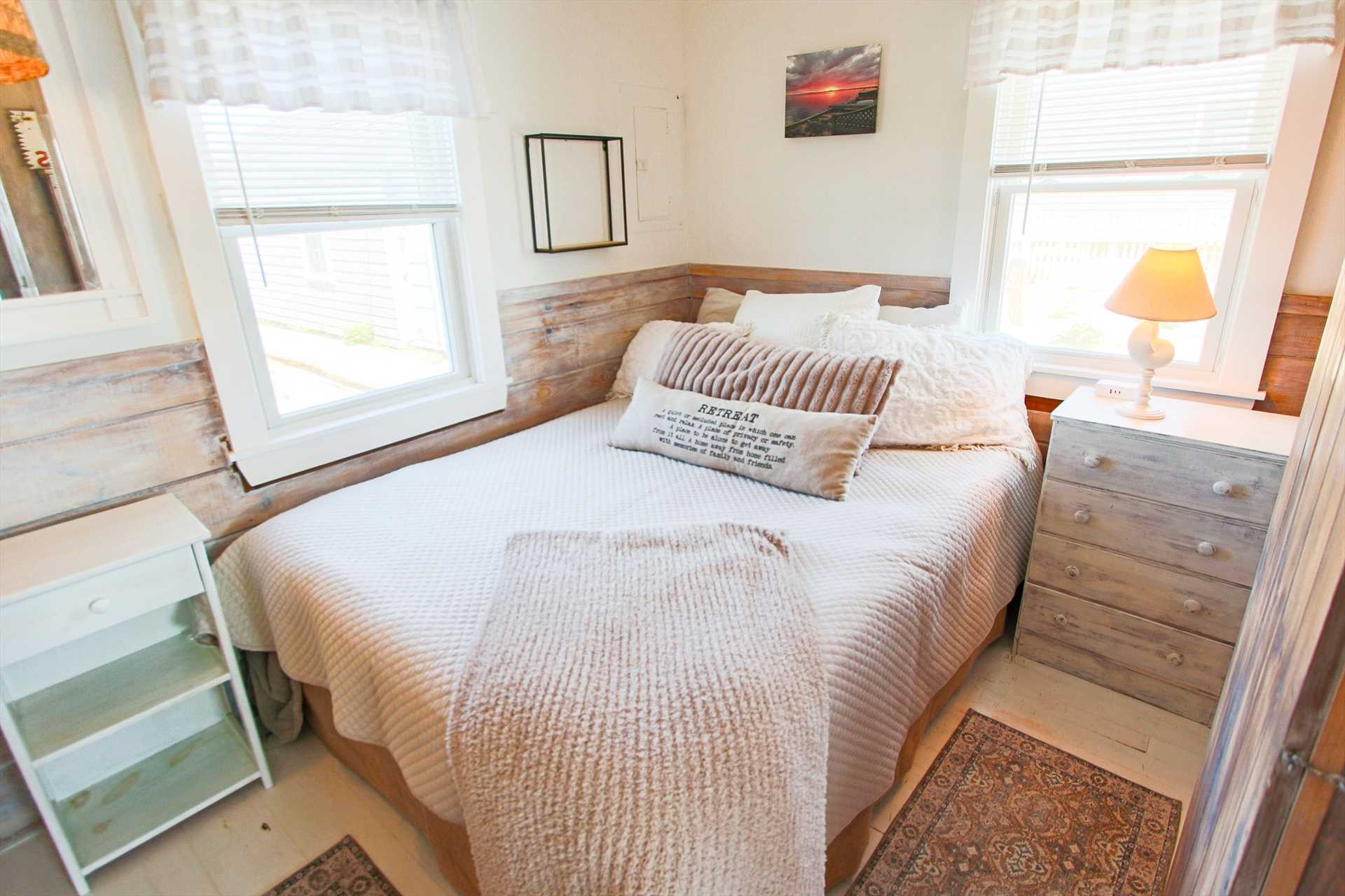 Bedroom # 2 - Queen