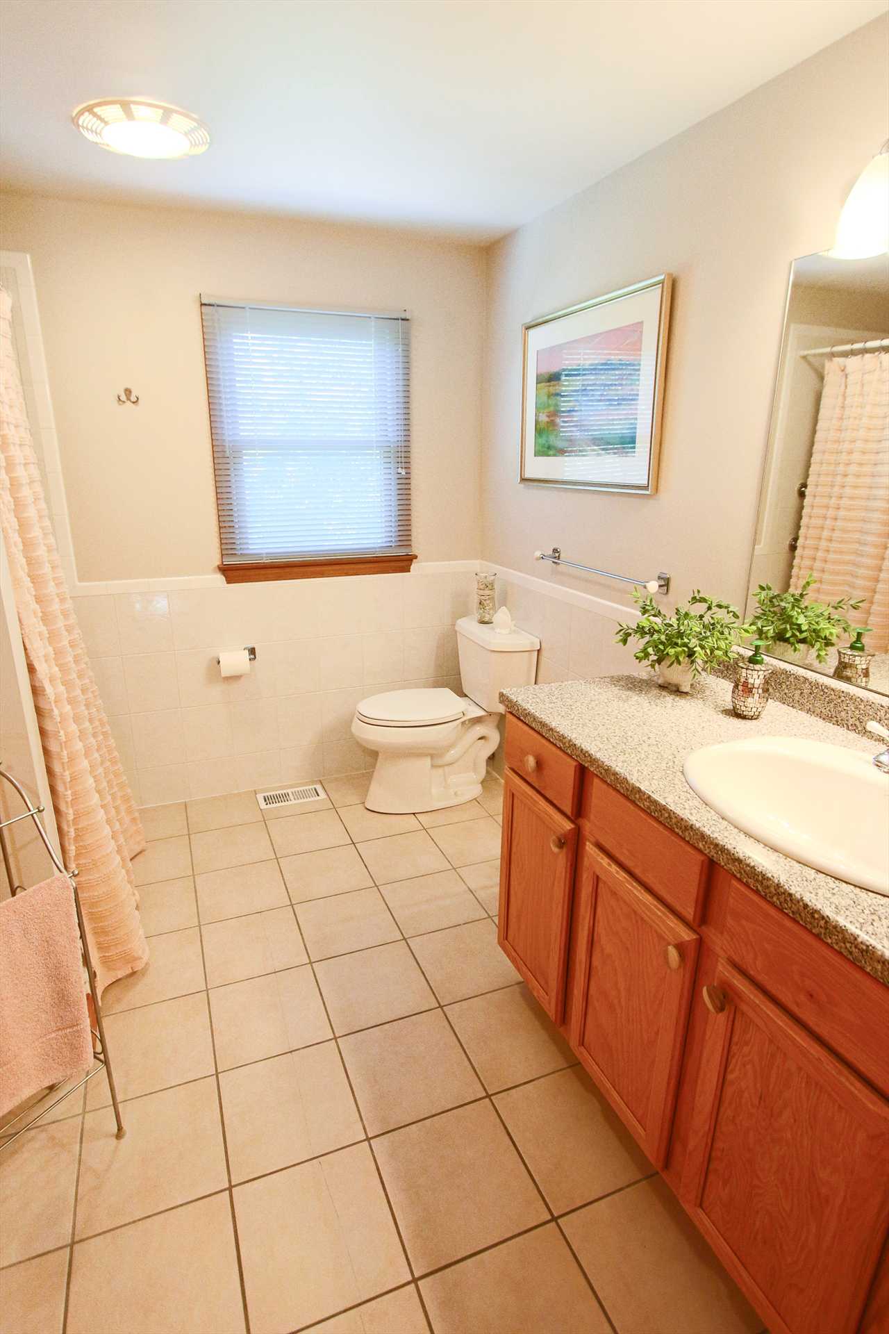 Bathroom in between bedroom #2 