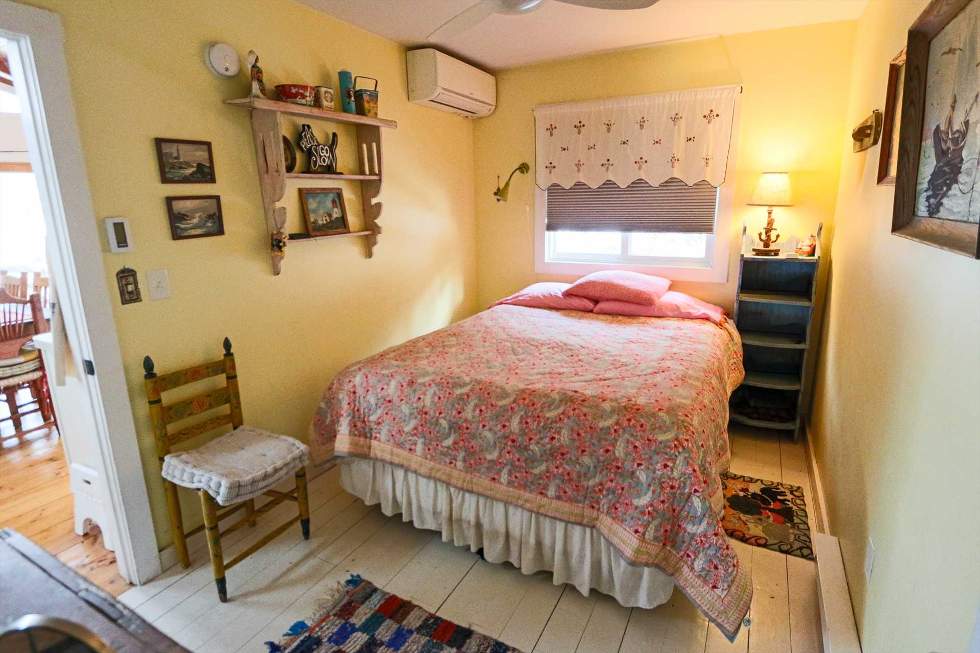 Bedroom #2 - Queen - 1st Floor